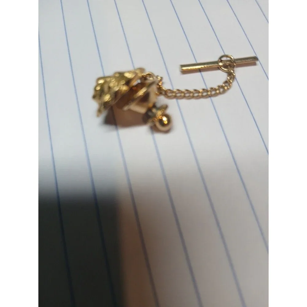 Lion  Tie Tack  Goldtone Unbranded